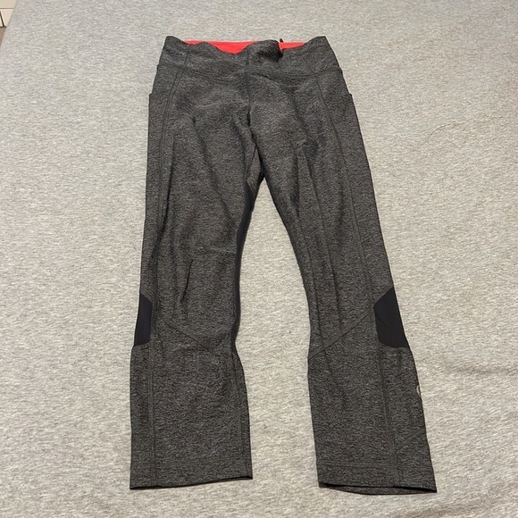 Lululemon crops - Picture 8 of 8